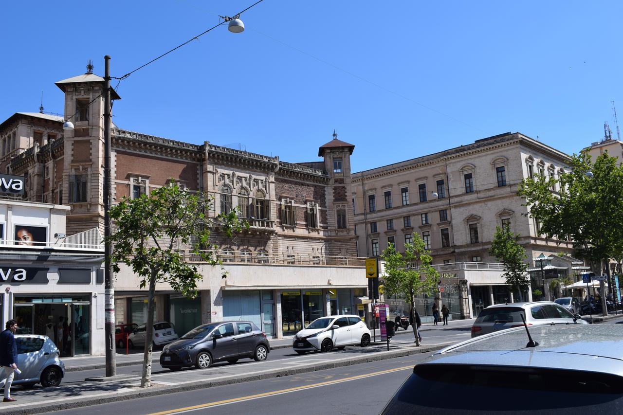 Il Cortiletto Di Piazza Verga Catania Exterior photo
